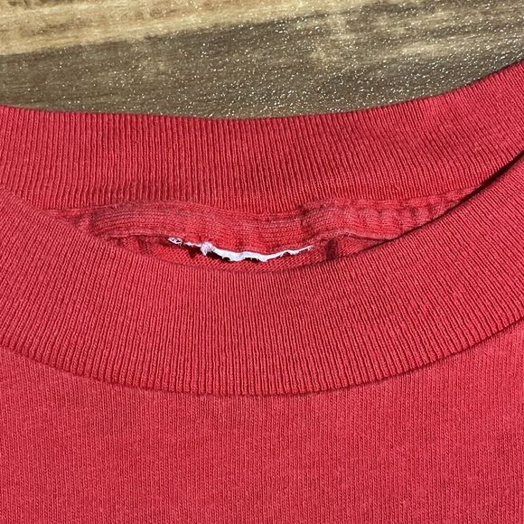 Vintage Wisconsin Badgers Shirt Mens L Red University Football Team Spellout Tee - Picture 6 of 9